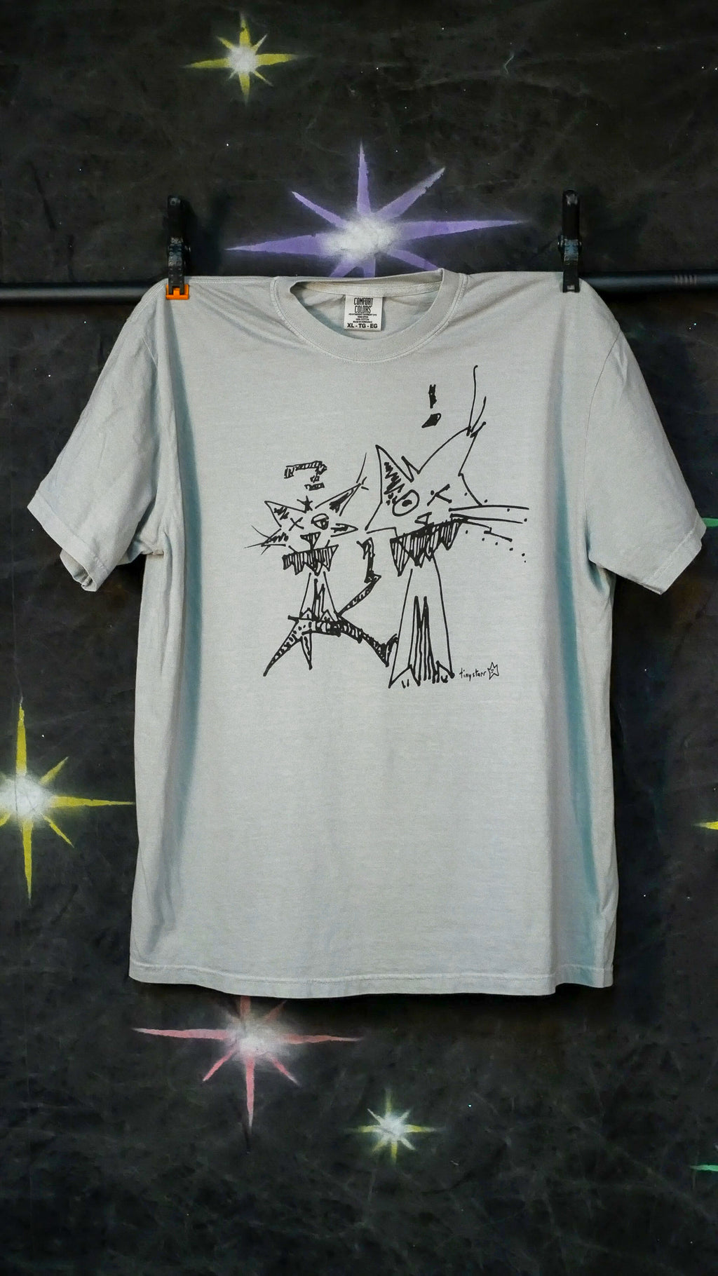 "friendz!" tee
