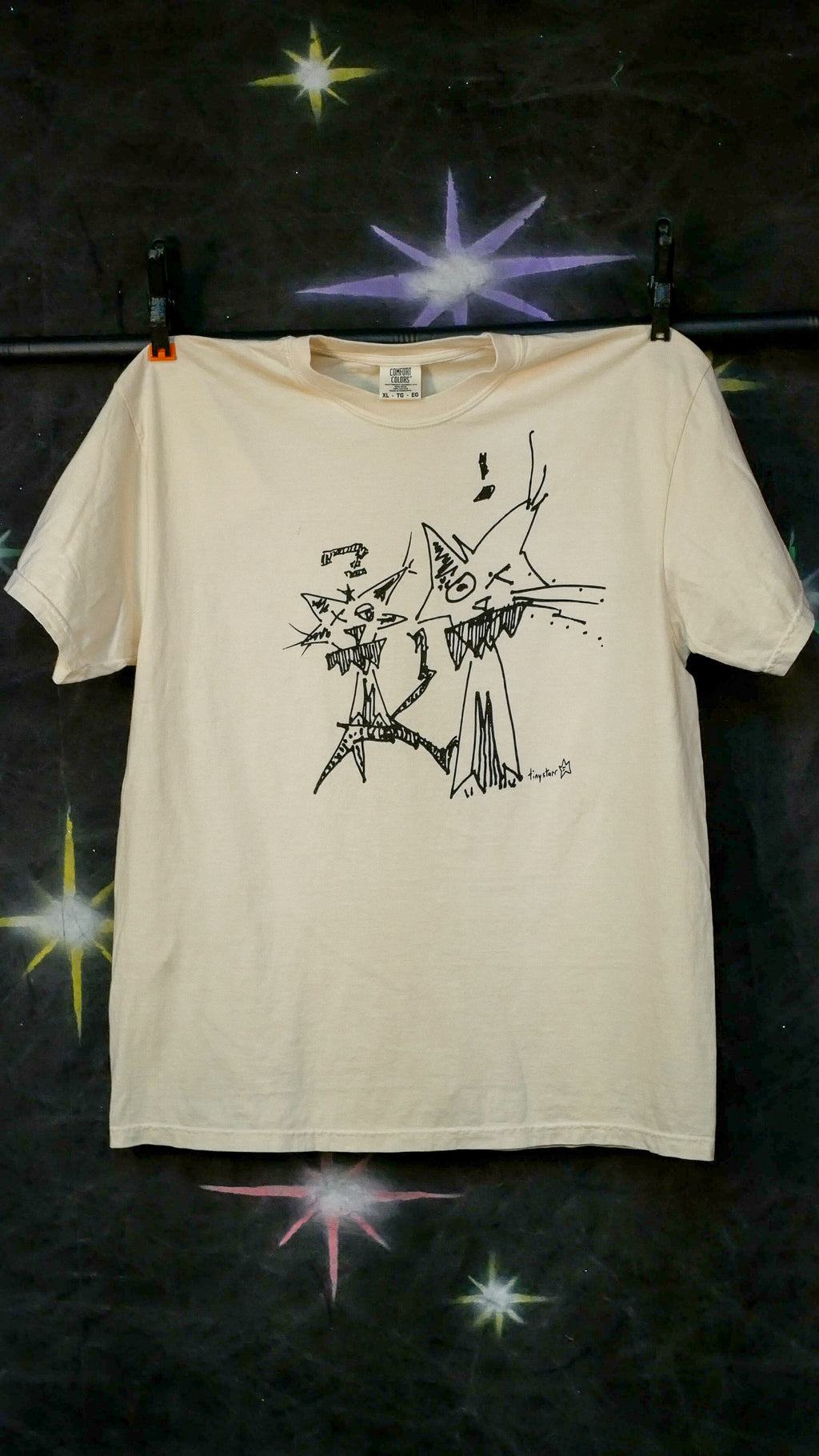 "friendz!" tee