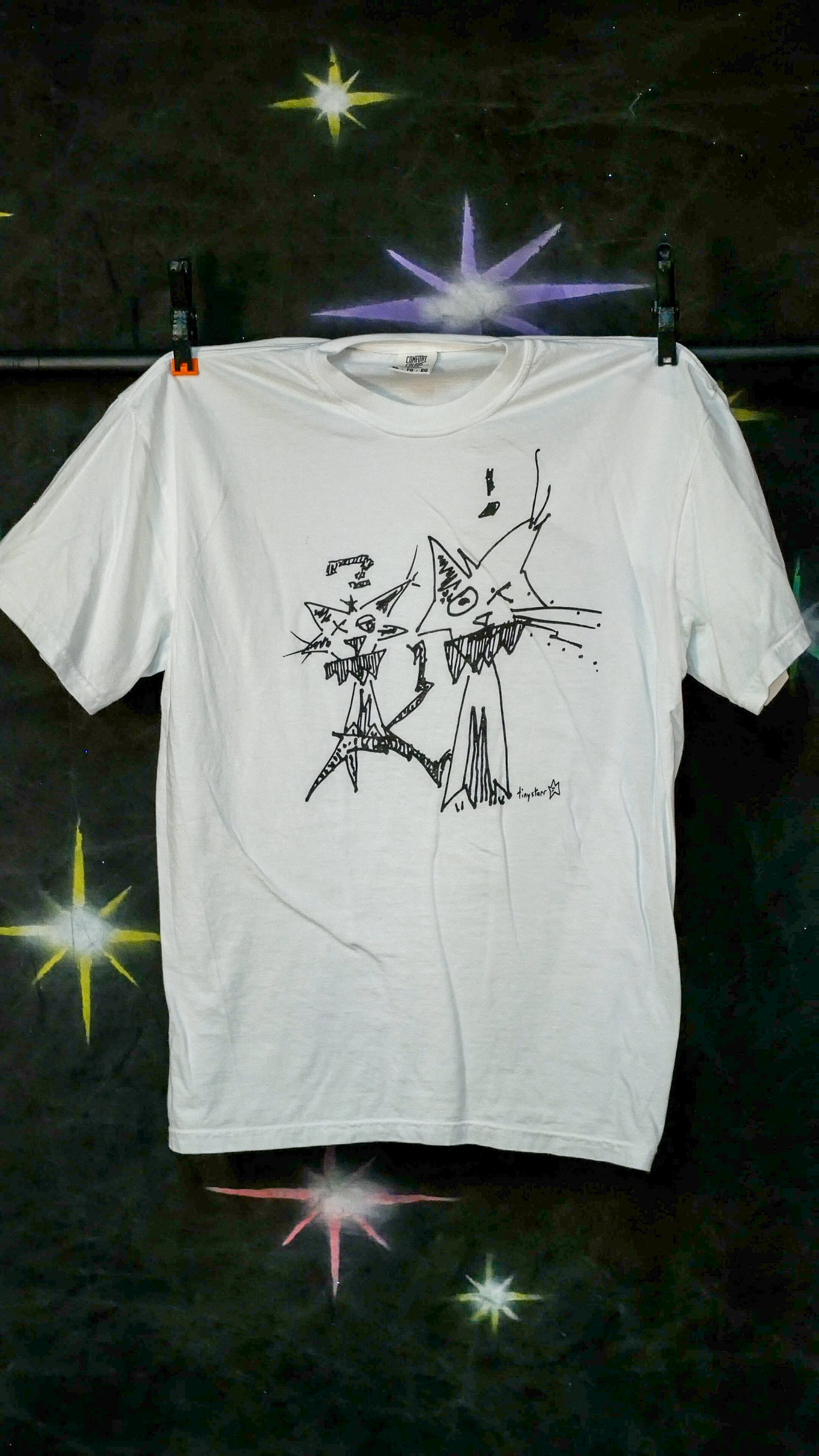 "friendz!" tee