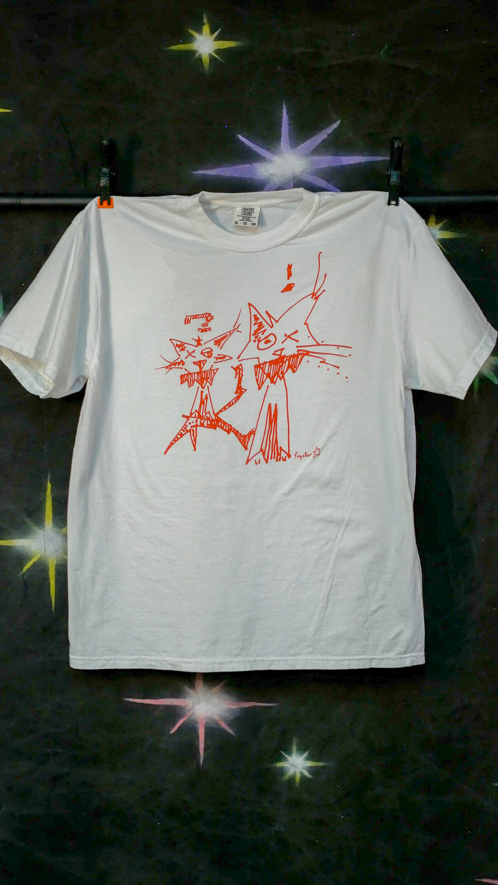 "friendz!" tee