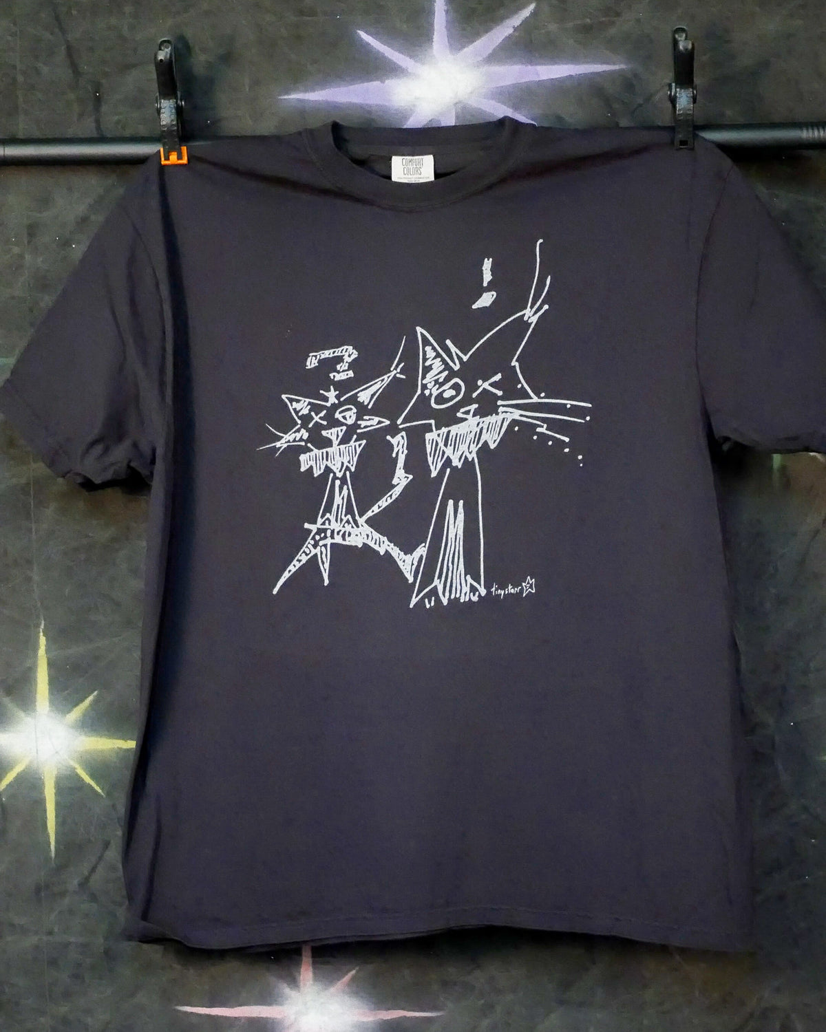 "friendz!" tee