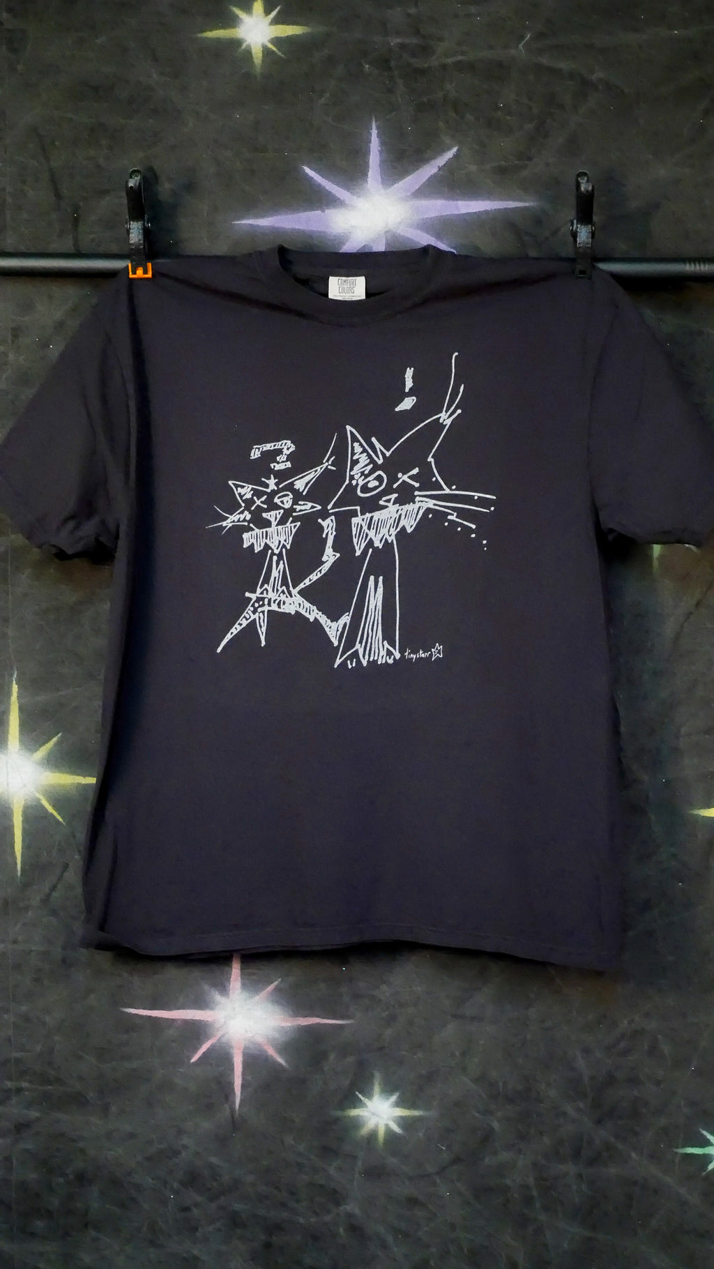 "friendz!" tee