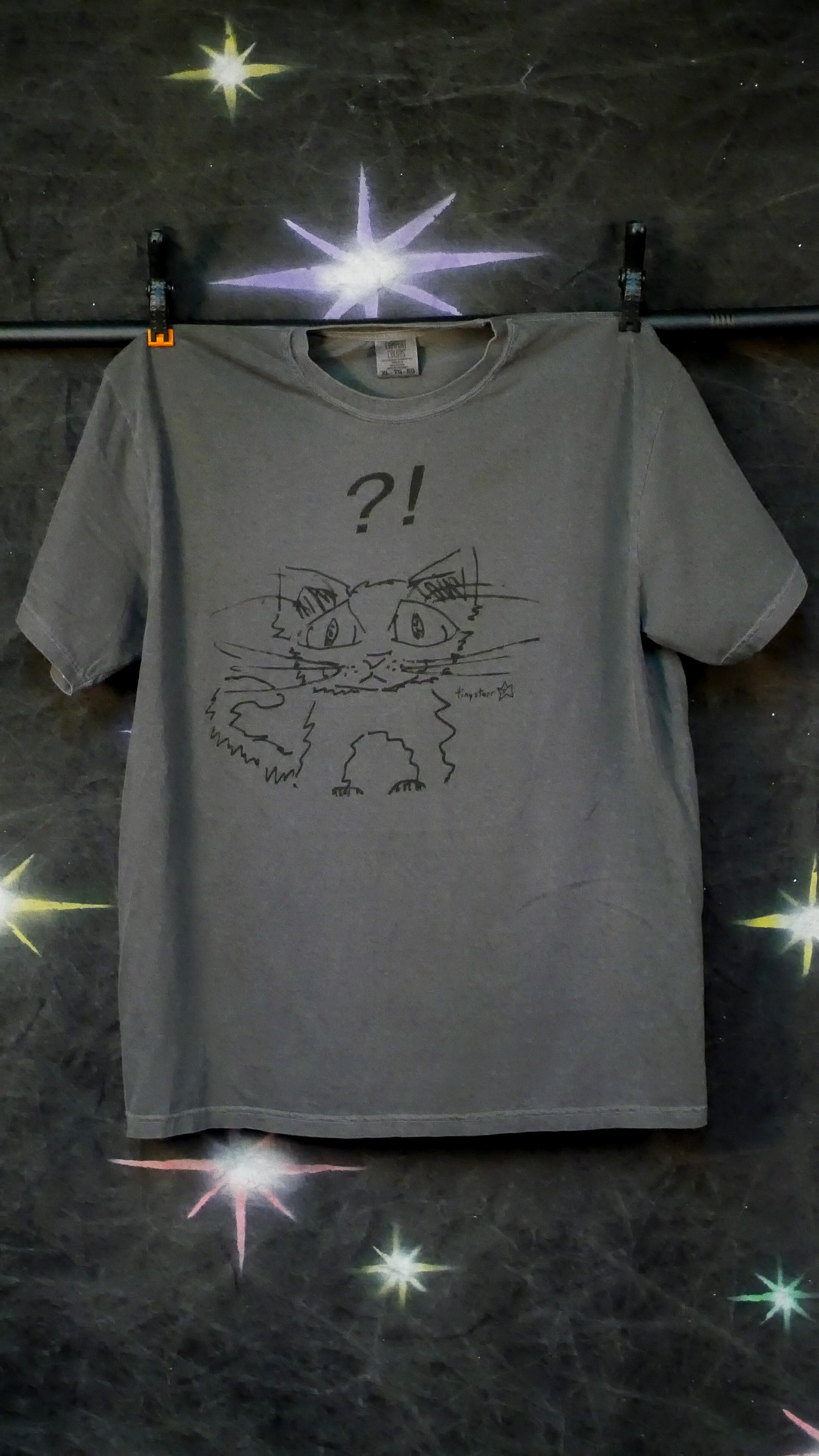 "?!" cat tee
