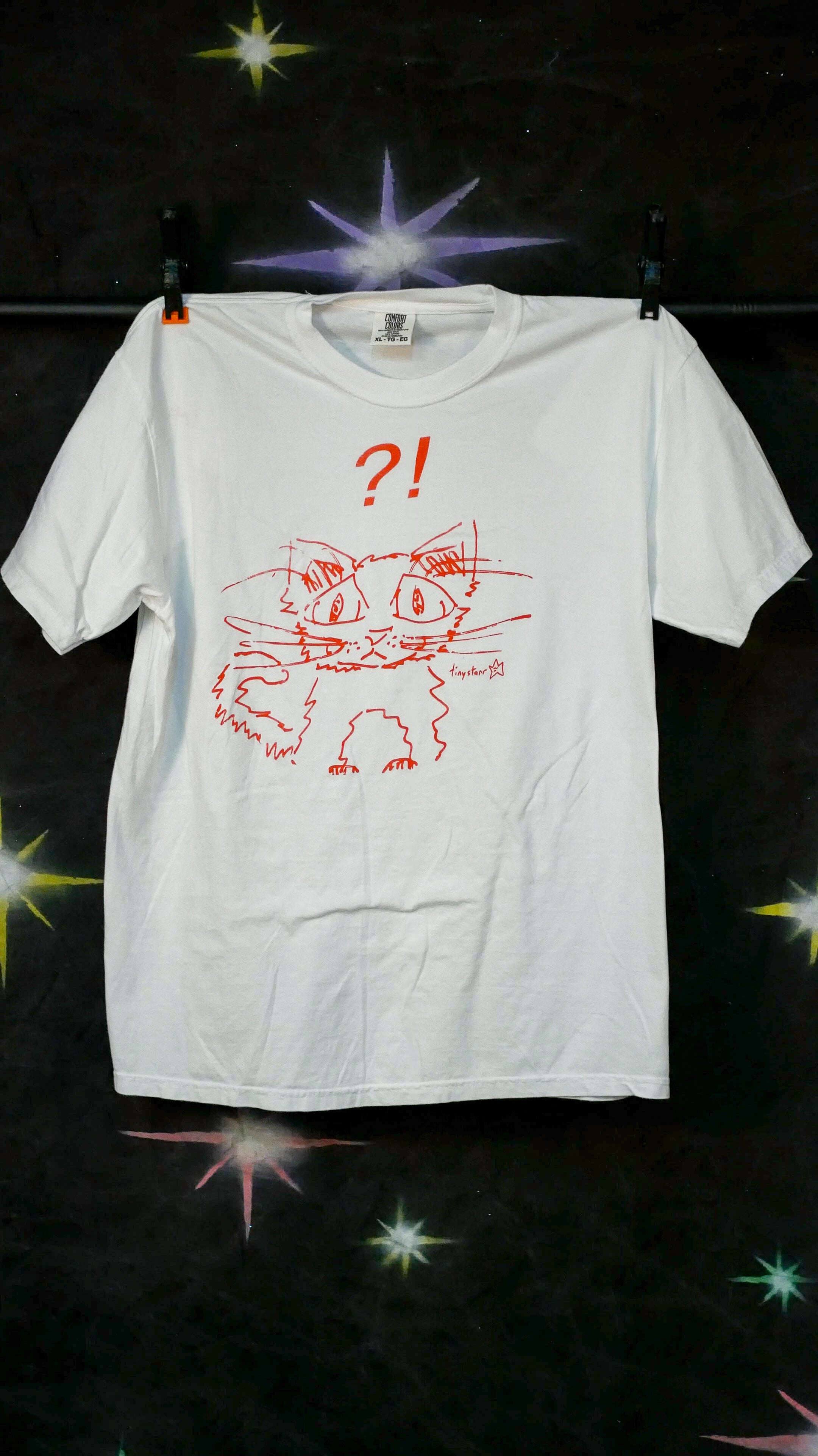 "?!" cat tee