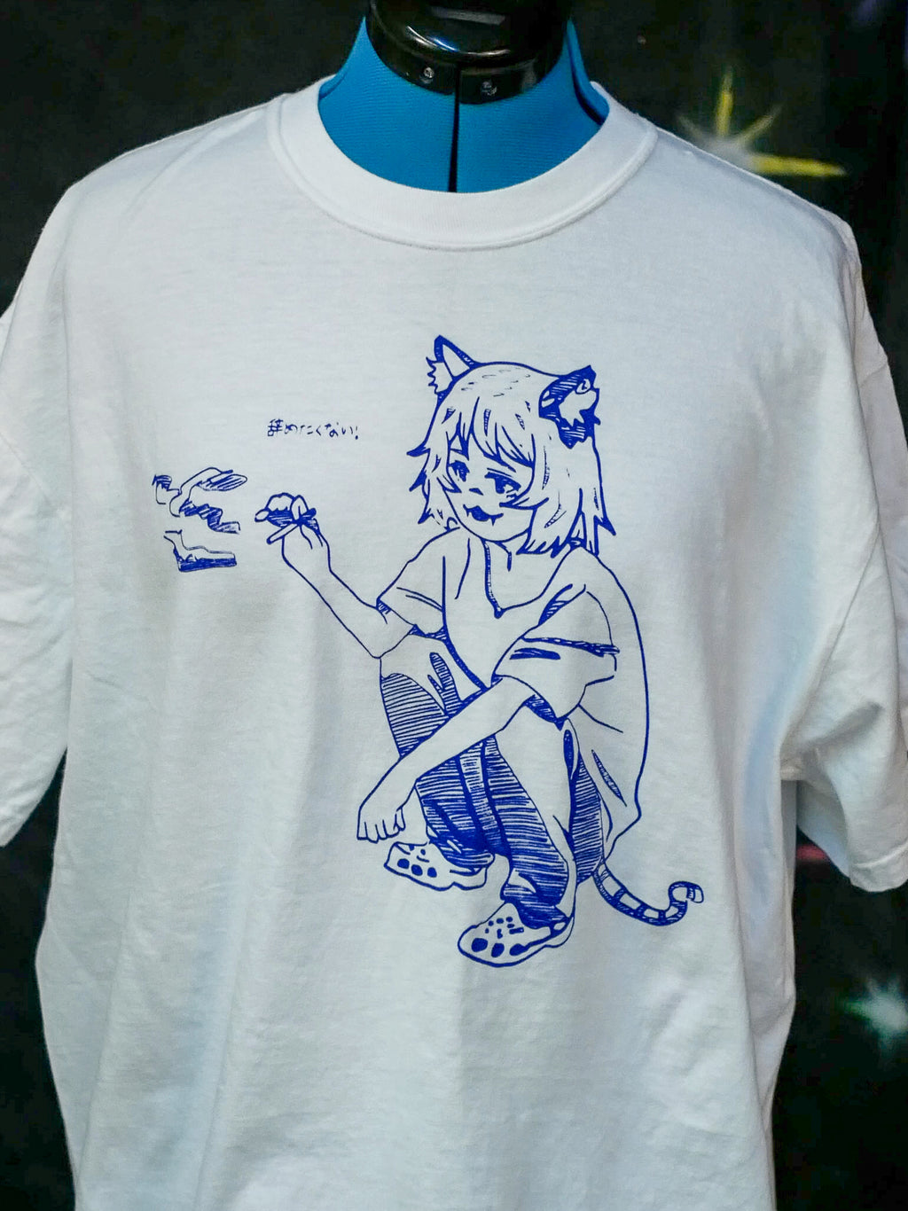 "neko" tee